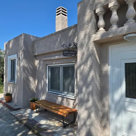 Olive Garden Cottage, Krines Velo-Vocha