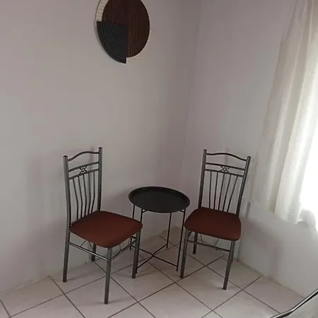 Olive Garden Cottage, Krines Holiday home
